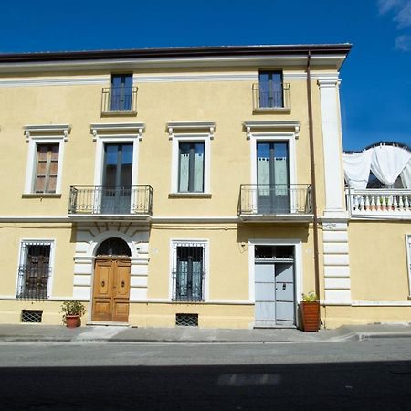 Bed and Breakfast Palazzo Scura Vaccarizzo Albanese Экстерьер фото